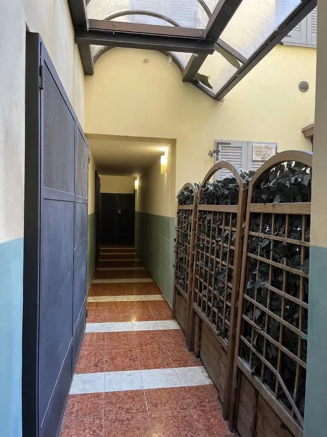 R 75 Centro Storico Appartement Parma Italië