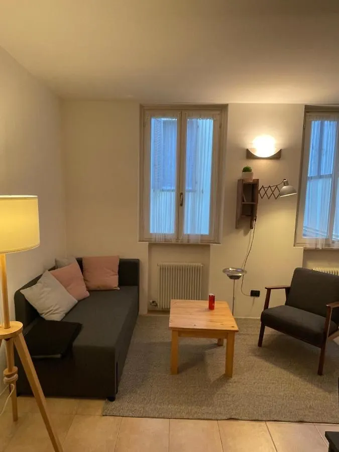 R 75 Centro Storico Appartement Parma Italië